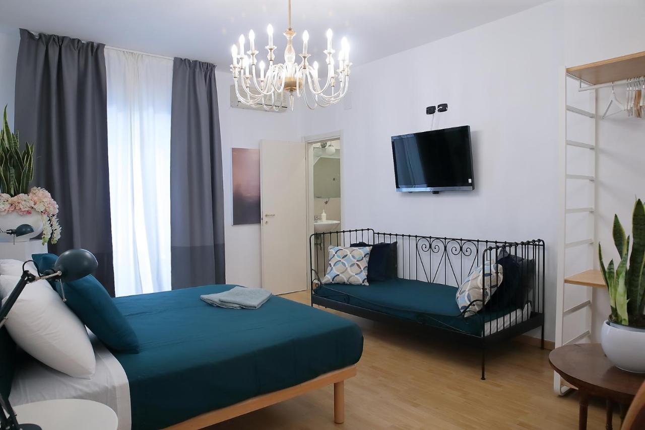 L.T. Savoia Palace & Cavour C.L. Hotel Бари Екстериор снимка