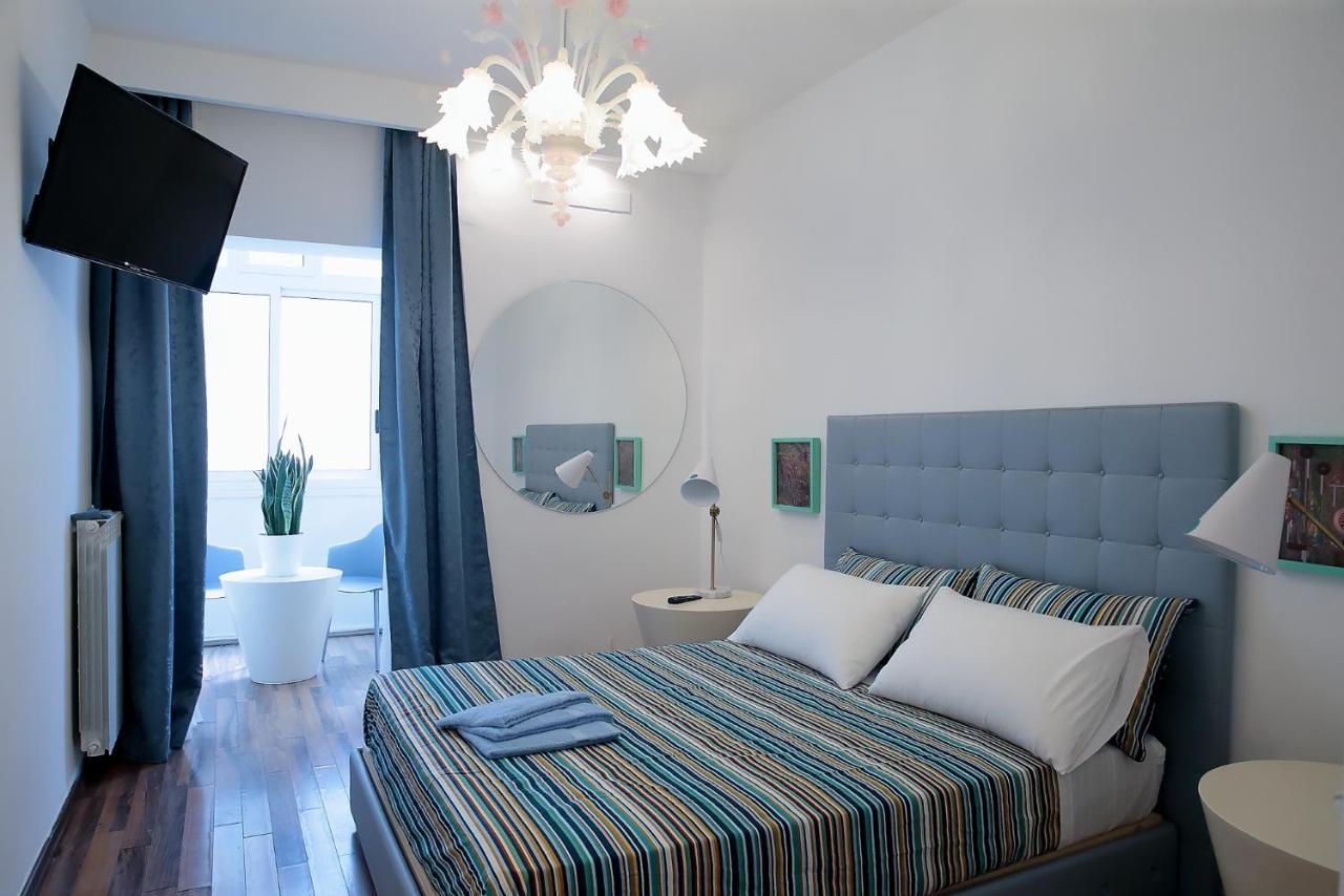 L.T. Savoia Palace & Cavour C.L. Hotel Бари Екстериор снимка